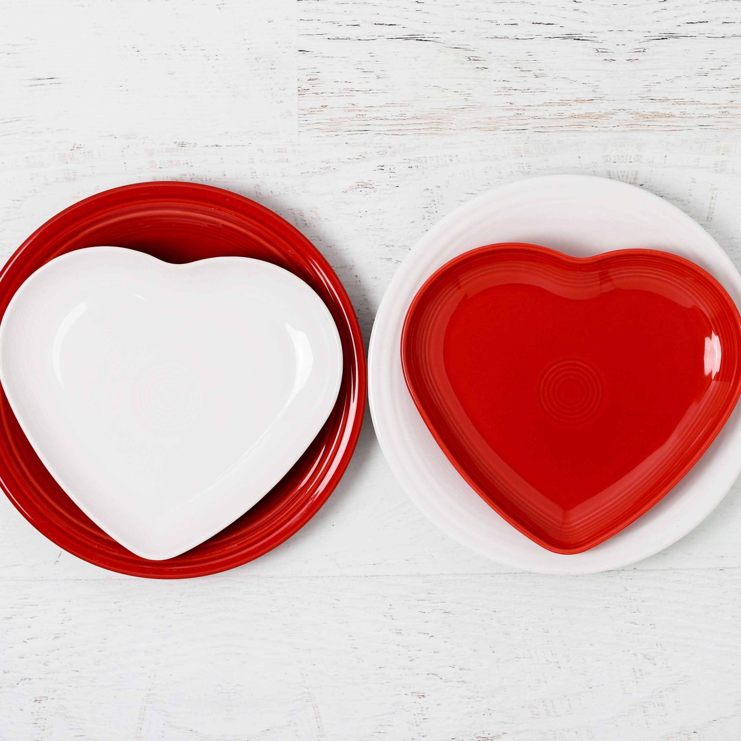 Fiesta Retired Fiesta 9 Inch Heart Shaped Plate - Image 2